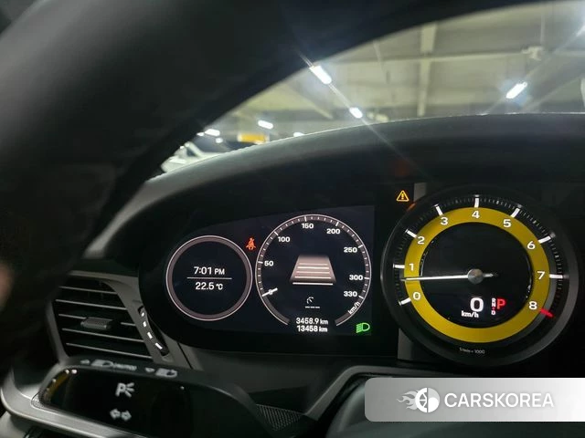 Porsche 911(992) id 4453344 из Кореи 18
