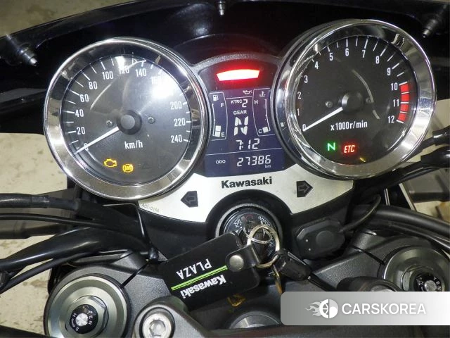 Kawasaki Z900RS CAFE id 3949190 из Японии 33