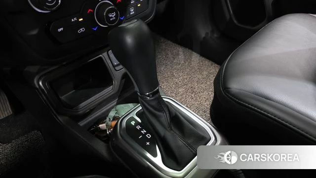 Jeep Renegade id 3834055 из Кореи 19