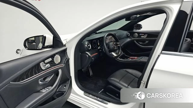 Mercedes-Benz E-Class W213 id 4898445 из Кореи 33