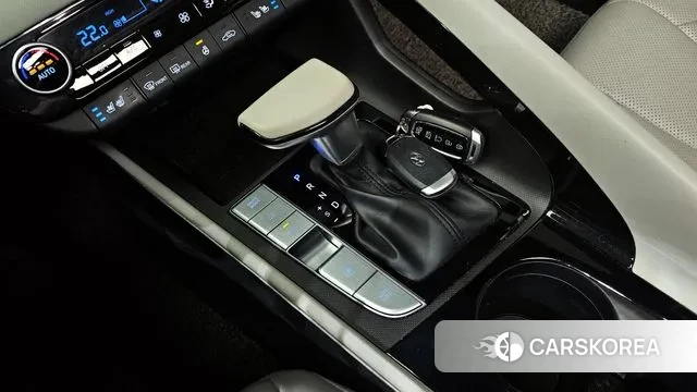 Hyundai Avante Hybrid (CN7) id 3498609 из Кореи 19