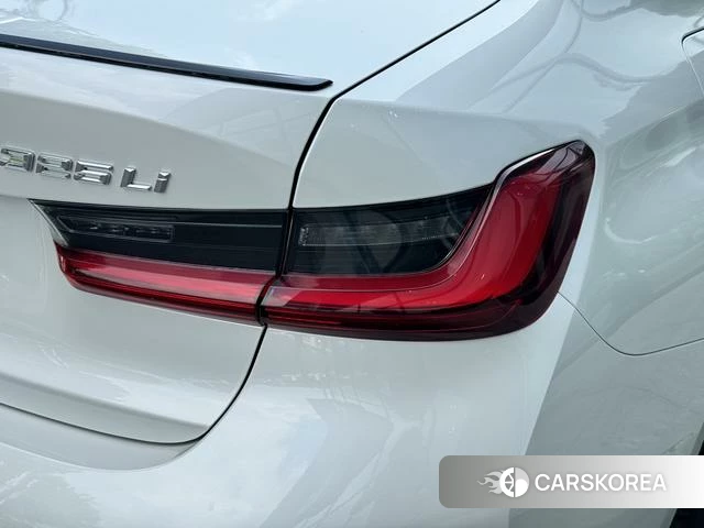 BMW 3 series id 4380440 из Китая 17