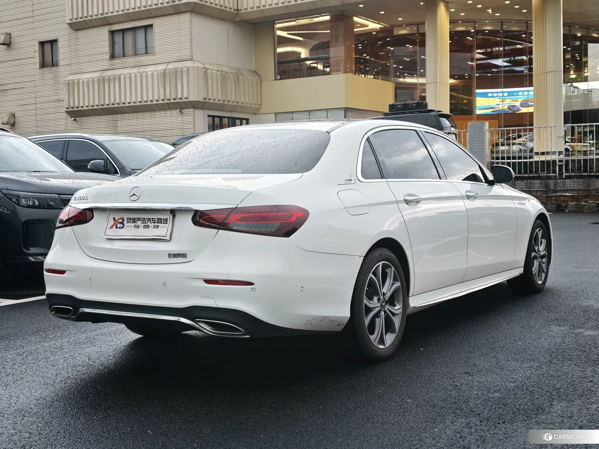 Mercedes-Benz E-Class id 4515142 из Китая 21