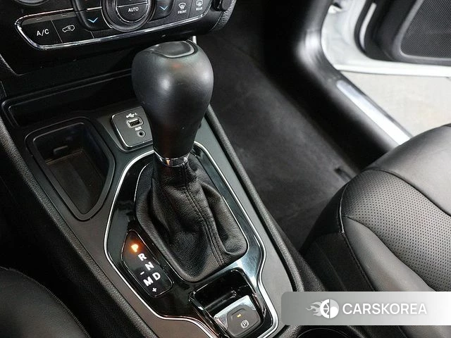 Jeep Cherokee (KL) id 4019142 из Кореи 19