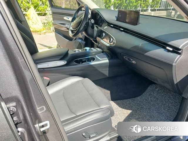 Genesis GV70 id 3954545 из Кореи 18