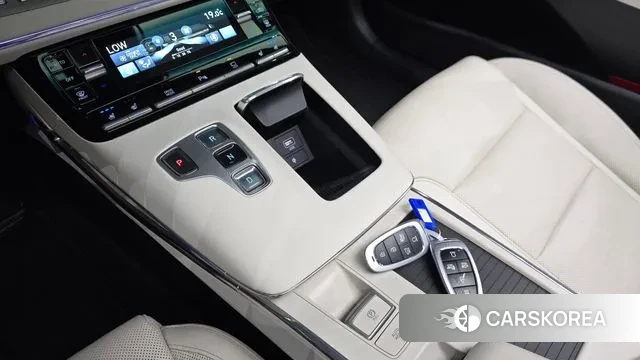 Hyundai The New Grandeur IG Hybrid id 3053371 из Кореи 19