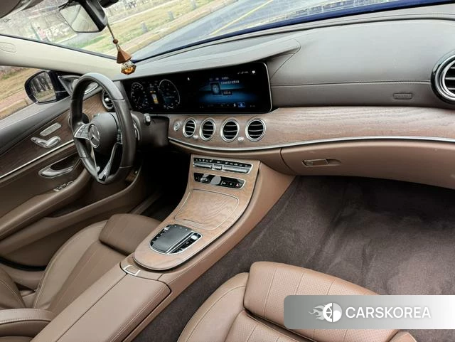 Mercedes-Benz E-class id 4256761 из Китая 16