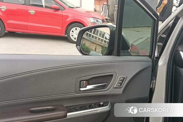 Toyota Saina id 4313741 из Китая 25
