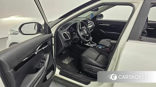 Kia Seltos id 4619277 из Кореи 32