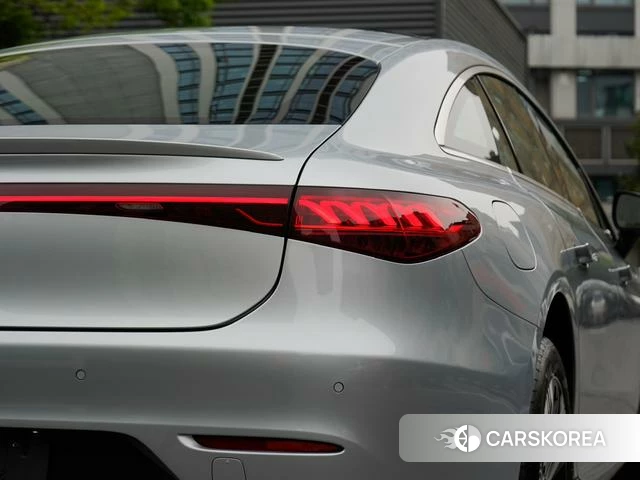 Mercedes-Benz EQS id 4211882 из Китая 19