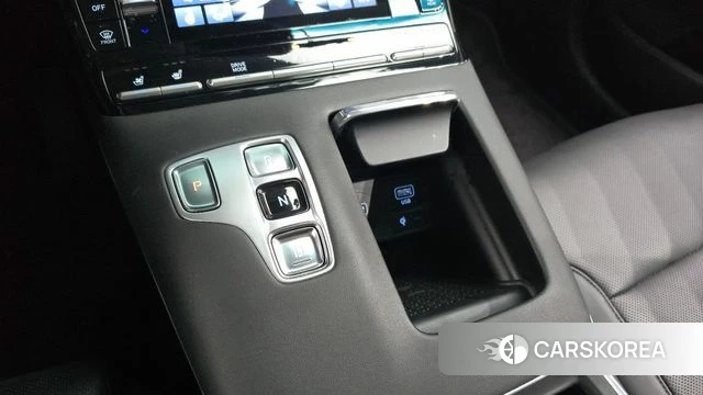 Hyundai The New Grandeur IG Hybrid id 3897885 из Кореи 19