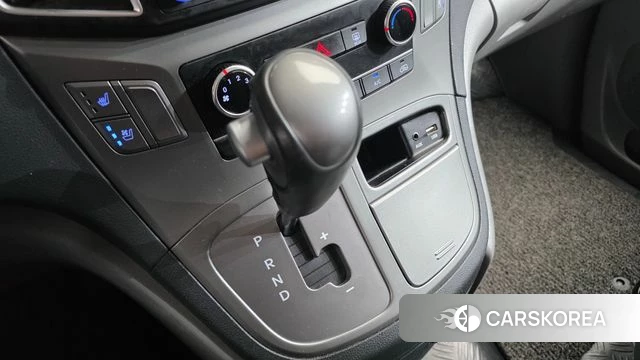 Hyundai The New Grand Starex id 4363124 из Кореи 19