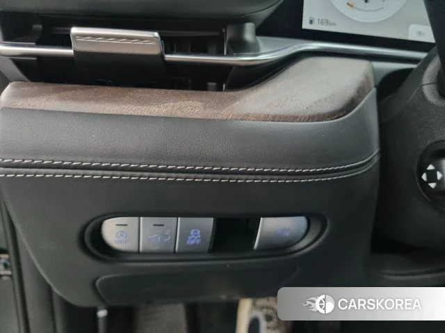 Genesis G90 (RS4) id 4360890 из Кореи 12