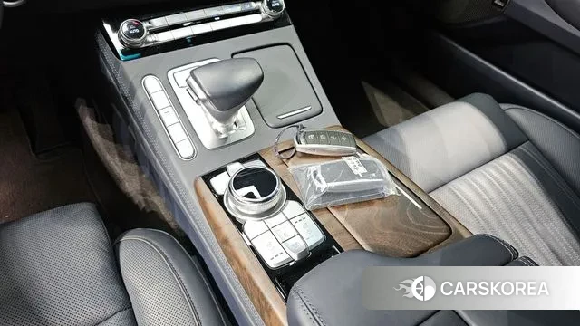 Genesis G90 id 2965230 из Кореи 19