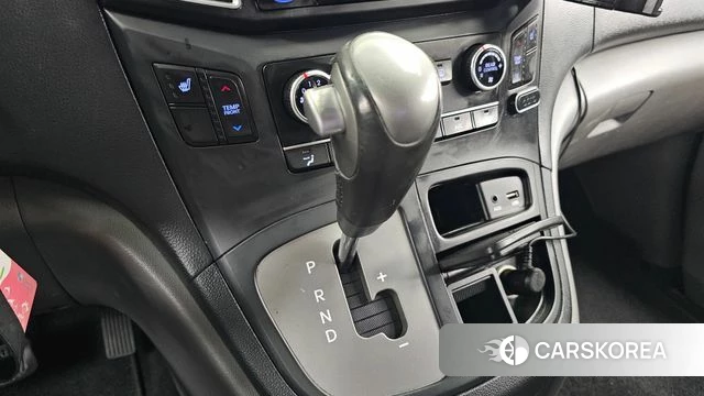 Hyundai The New Grand Starex id 4781245 из Кореи 19