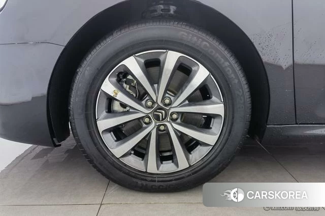 Citroen C6 id 4212366 из Китая 23
