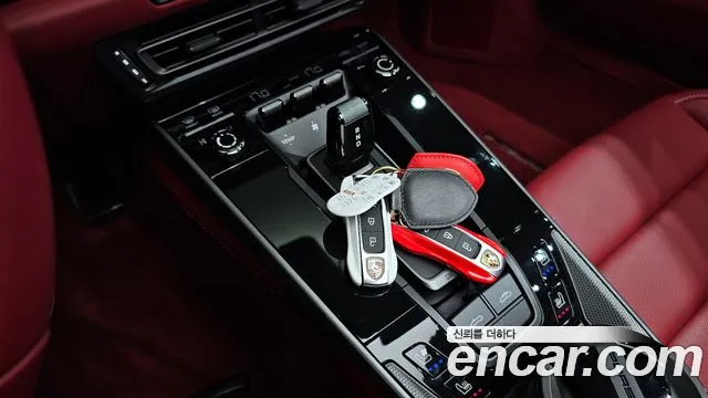 Porsche 911(992) id 2717784 из Кореи 19