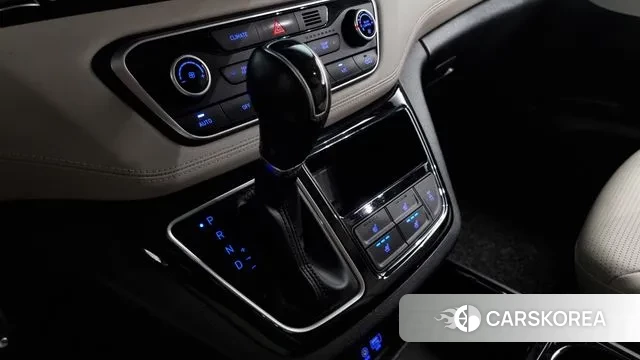 Hyundai The New Grand Starex id 2966366 из Кореи 19