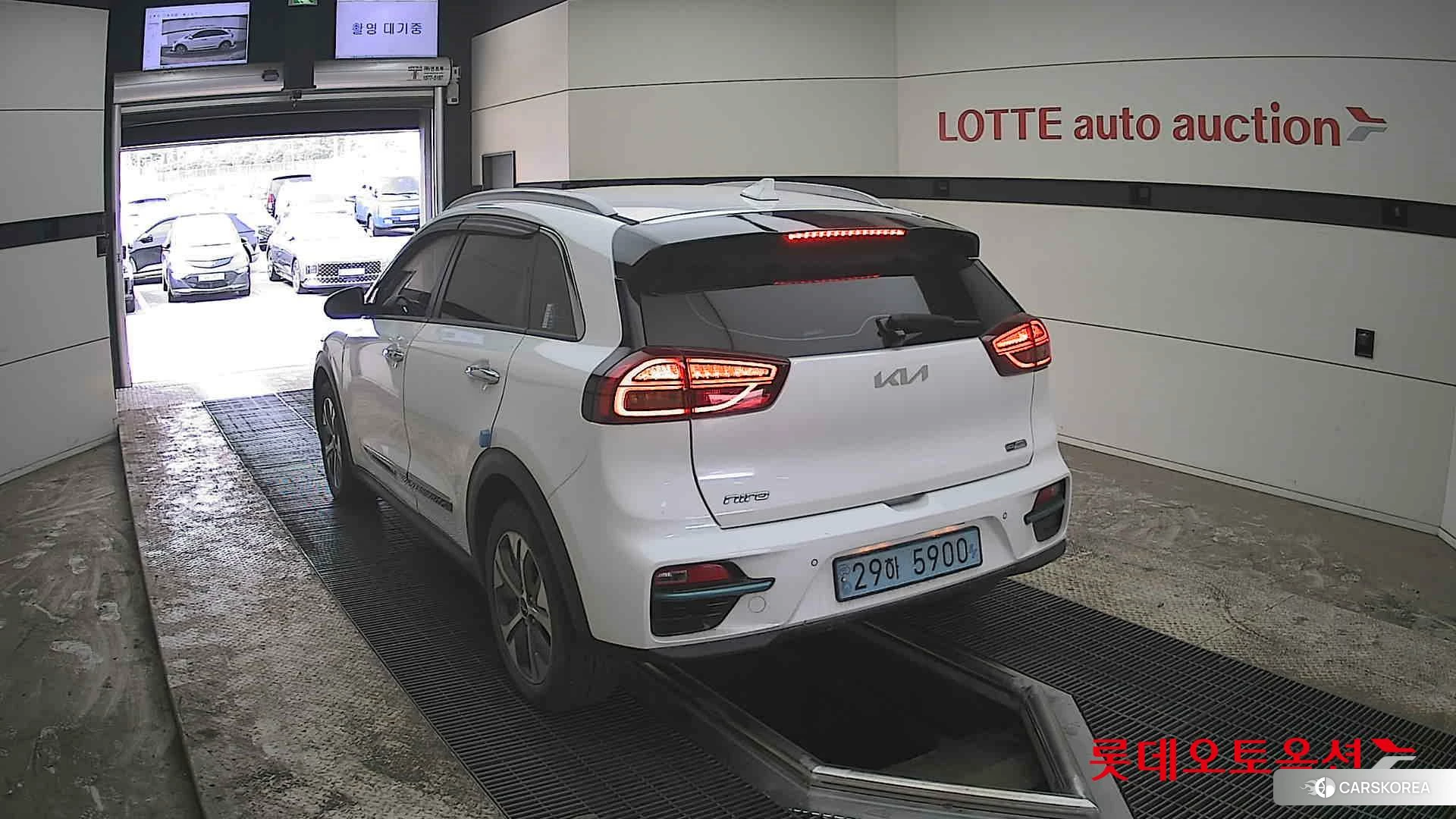 Kia Niro EV id 3888289 из Кореи 37