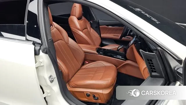 Maserati Quattroporte id 3000295 из Кореи 19