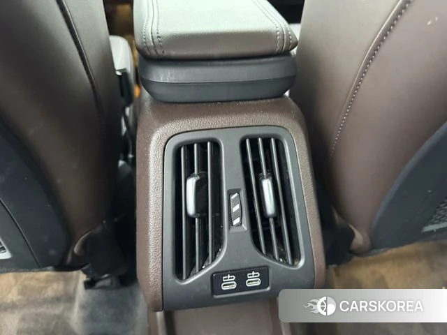 BMW X1 id 4278913 из Китая 22