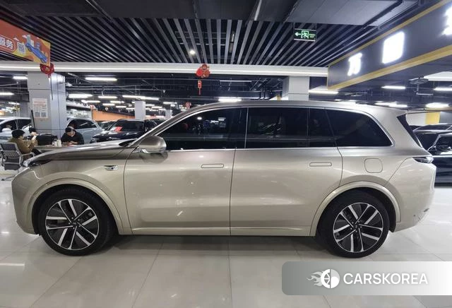 Ideal car Ideal L9 id 3890817 из Китая 9