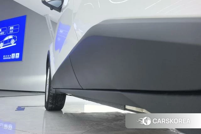 Toyota C-HR id 4212467 из Китая 16