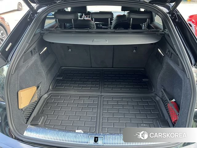 Audi Q5L Sportback id 4353138 из Китая 15