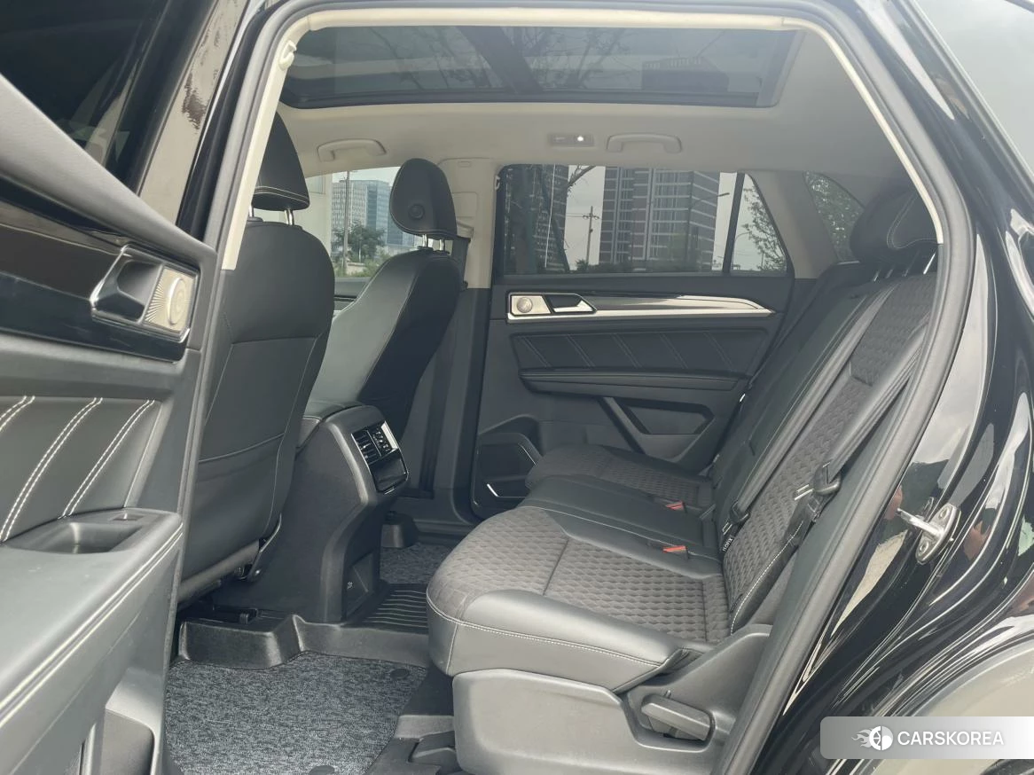 Volkswagen Tourang id 4487253 из Китая 9