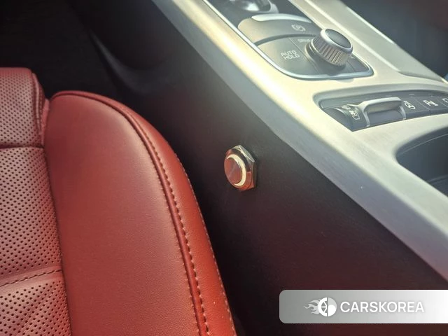 Kia Stinger id 3796351 из Кореи 19