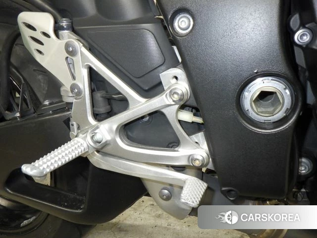 Yamaha YZF-R1 id 3945926 из Японии 33