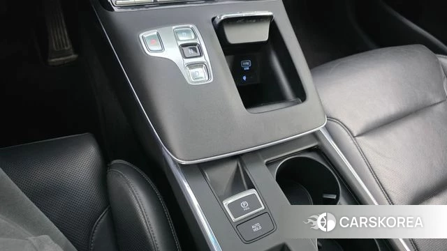 Hyundai The New Grandeur IG id 4388911 из Кореи 19