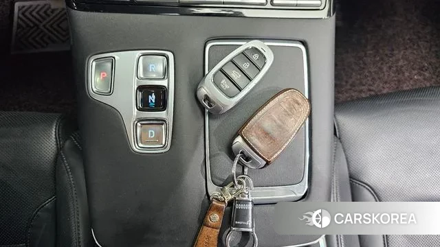 Hyundai The New Grandeur IG id 3248497 из Кореи 19