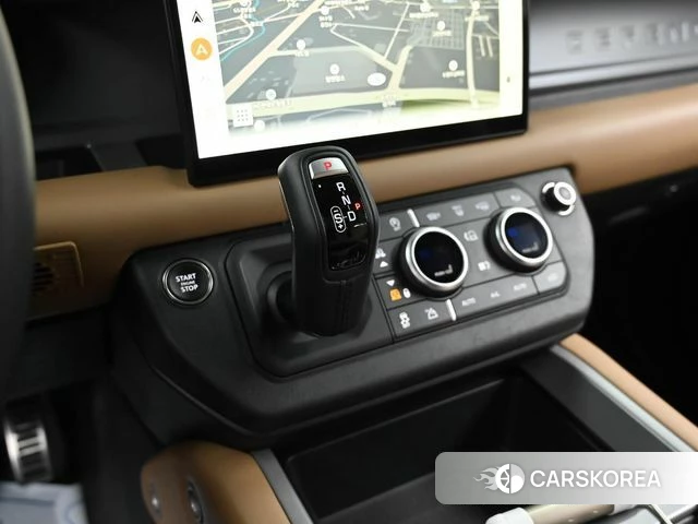 Land Rover Defender (L663) id 4016830 из Кореи 19