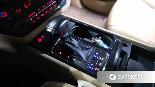 Kia All New Carnival id 4713422 из Кореи 32