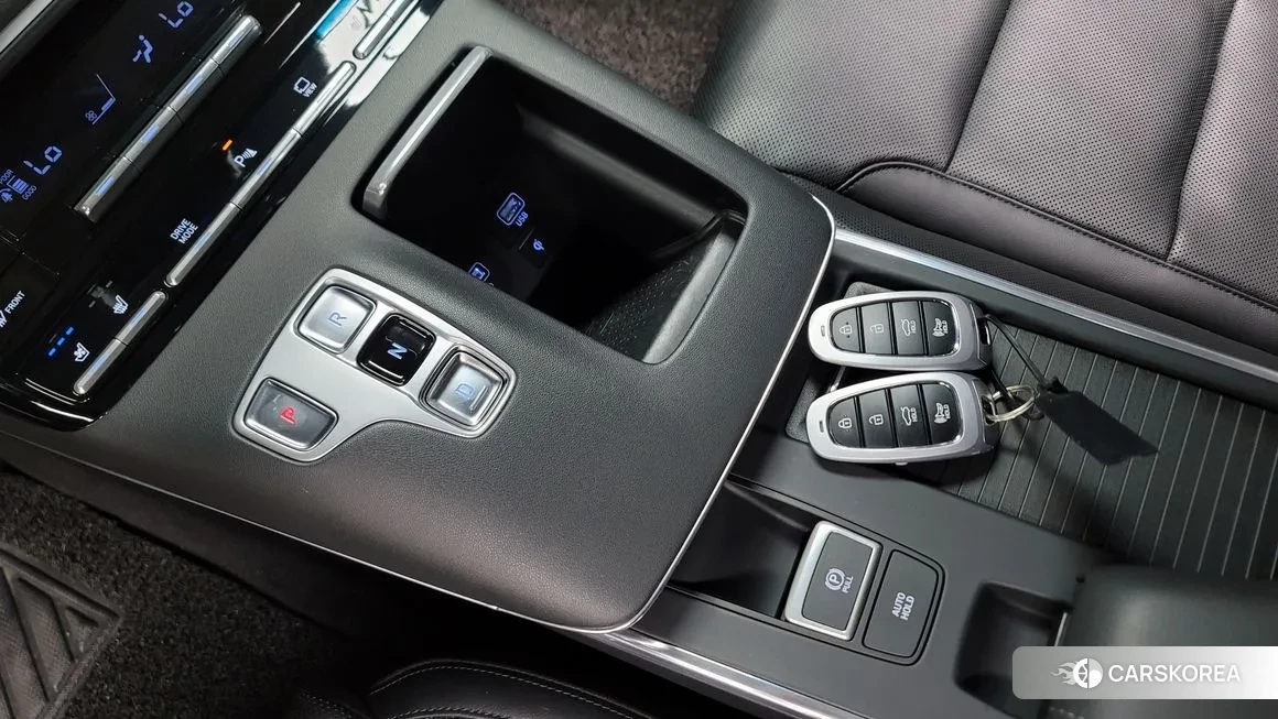 Hyundai The New Grandeur IG id 1575825 из Кореи 19