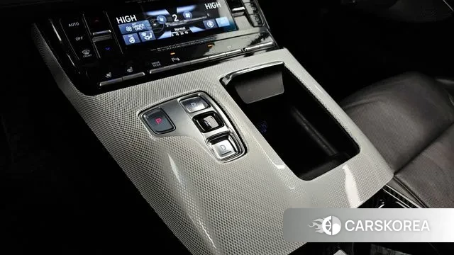 Hyundai The New Grandeur IG Hybrid id 3645341 из Кореи 19