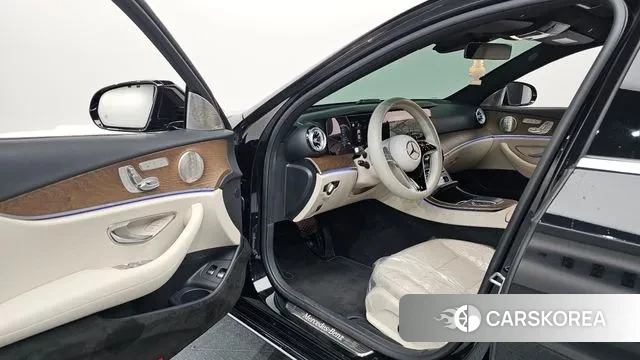Mercedes-Benz E-Class W213 id 3587327 из Кореи 19