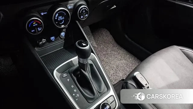 Hyundai Venue id 3778509 из Кореи 19