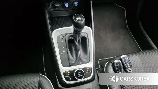 Hyundai Venue id 3778733 из Кореи 19