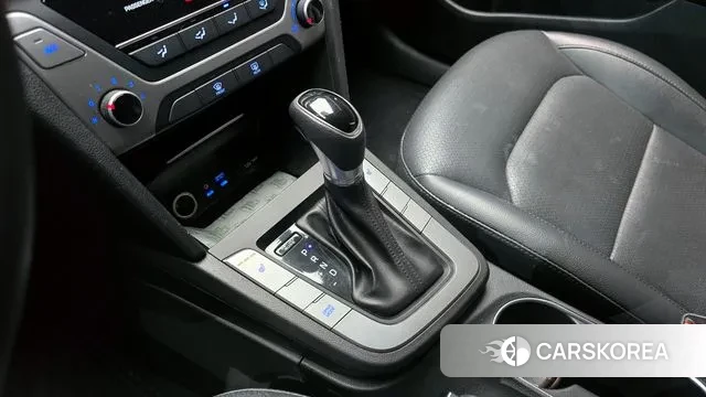 Hyundai Avante AD id 3423620 из Кореи 19