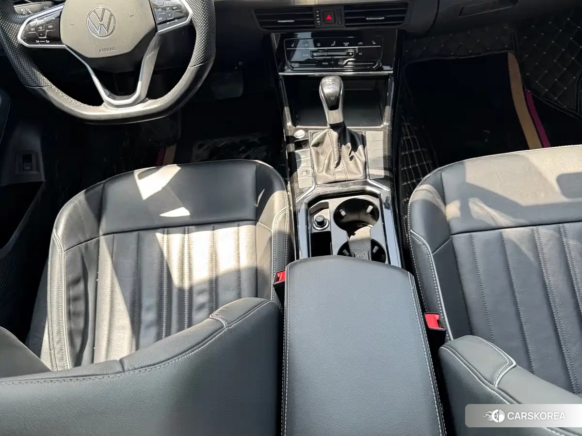 Volkswagen Passat id 4629565 из Китая 9