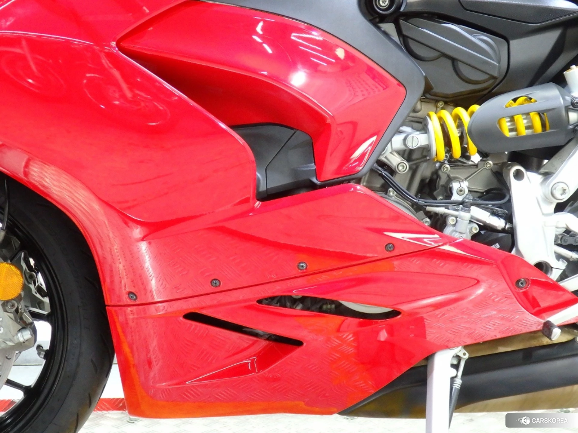 Ducati PANIGALE V2 id 3952001 из Японии 30