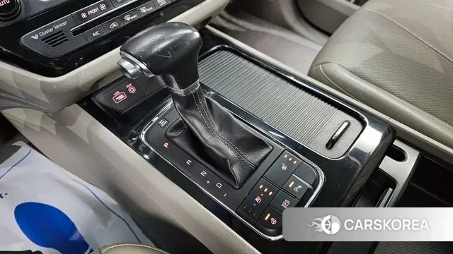 Kia All New Carnival id 3460318 из Кореи 19