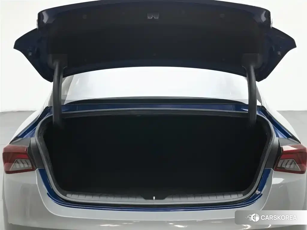 Kia K5 id 4559677 из Китая 23