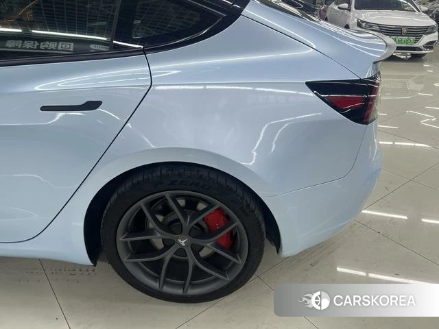 Tesla Model 3 id 4240059 из Китая 12