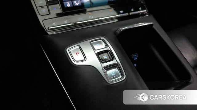 Hyundai The New Grandeur IG Hybrid id 4424160 из Кореи 34