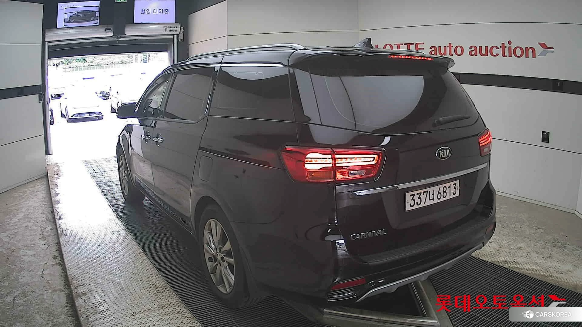 Kia Carnival id 4312630 из Кореи 36