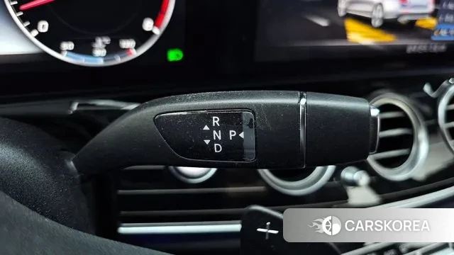 Mercedes-Benz E-Class W213 id 3612229 из Кореи 19