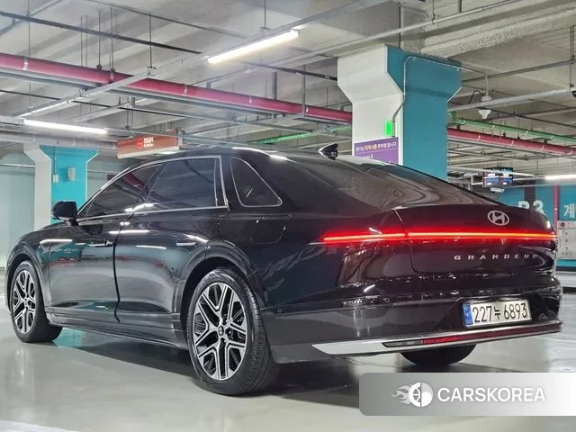 Hyundai Grandeur Hybrid (GN7) id 3606025 из Кореи 19